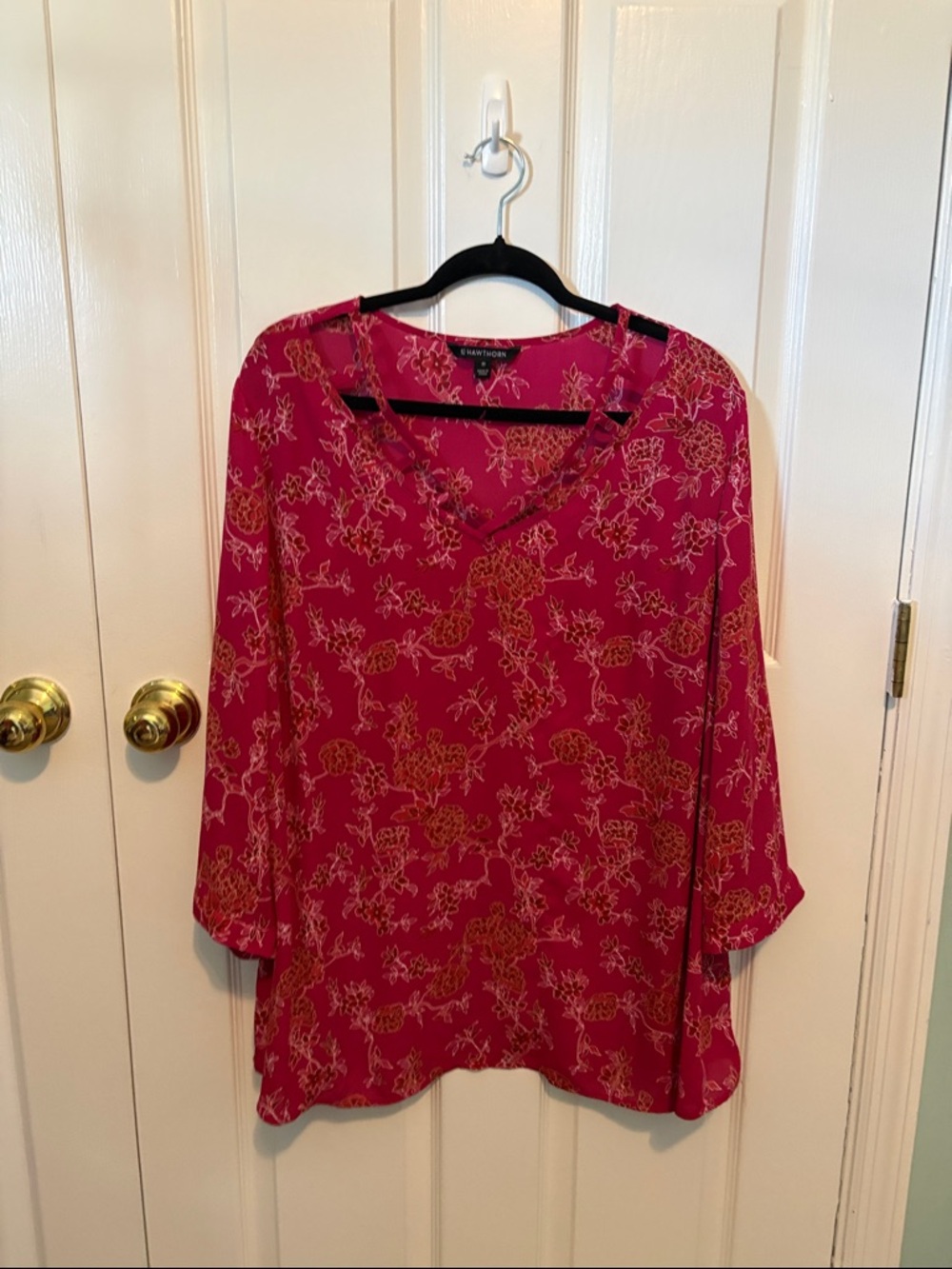 41 Hawthorn Magenta Floral V-Neck Blouse